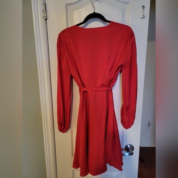 Banana Republic, Wrap Dress, Size 4, Red, Never worn - Picture 2 of 3